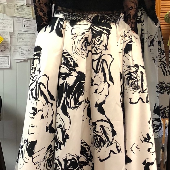 Prom dress - Picture 4 of 7